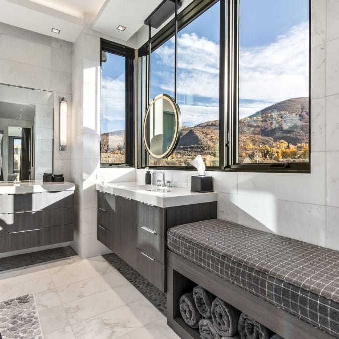 Floating Vanity and Beauty Vanity with Geoluxe Countertop