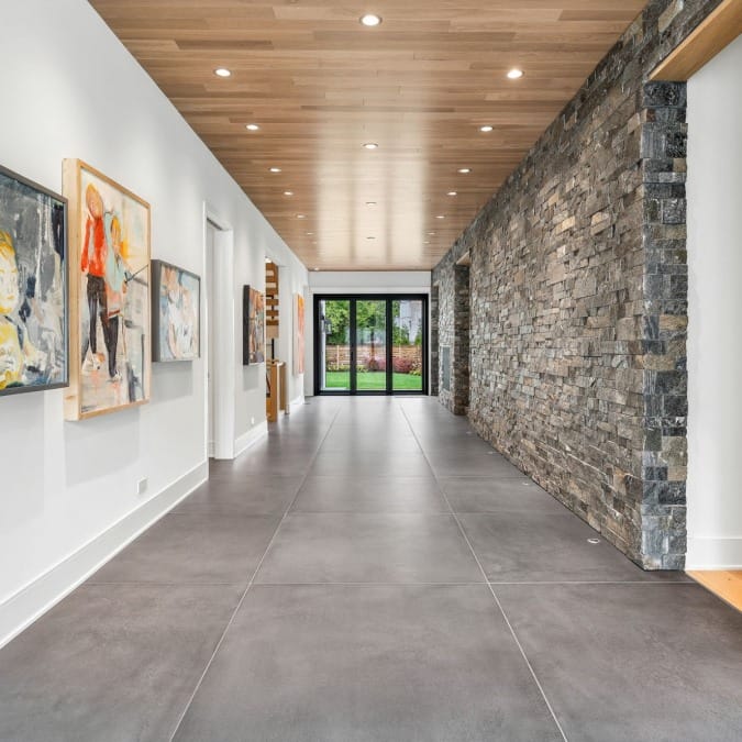 Entry Gallery with 10 ft Ceiling Entry Gallery with 10 ft Ceiling