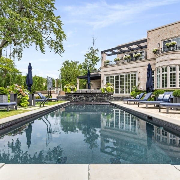 Outdoor Entertaining Space