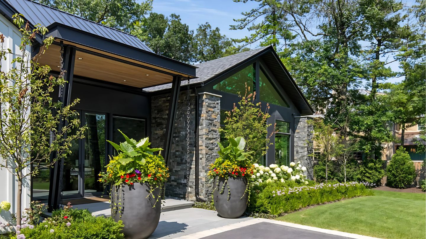 Designing Custom Homes with Views: Maximizing Natural Surroundings