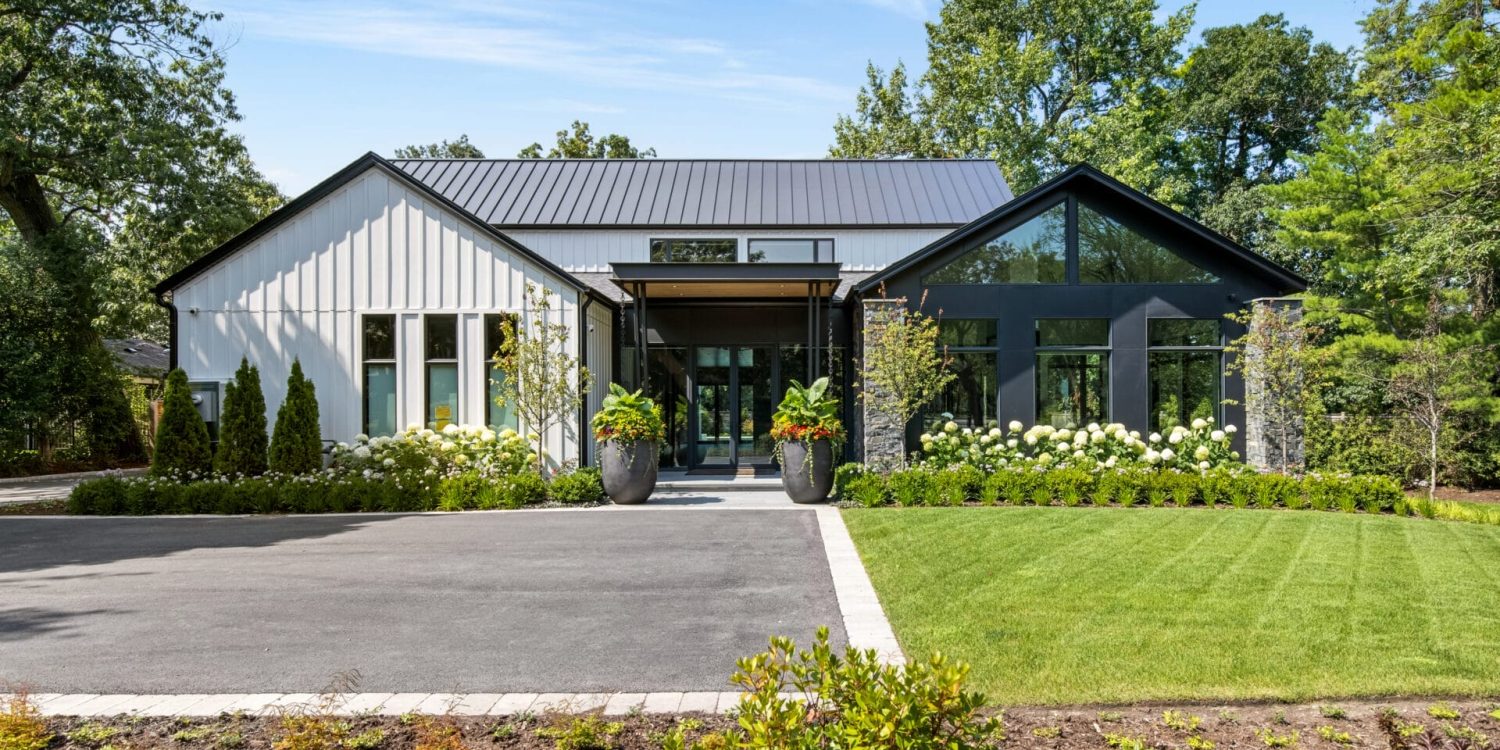 Stunning Modern Custom Home in Winnetka built by Michael Bennett Homes